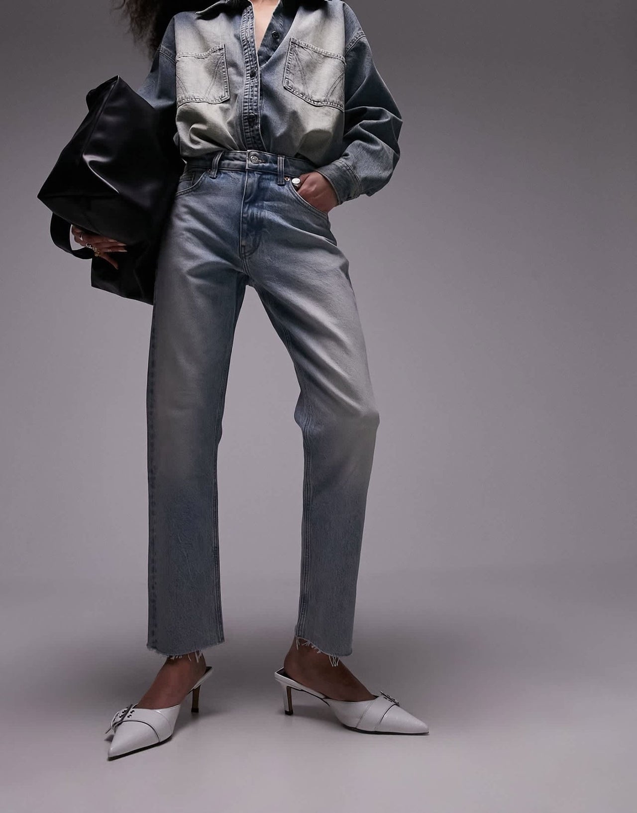 Topshop cropped mid rise straight jeans with raw hems in dirty bleach - ASOS Sample Sale