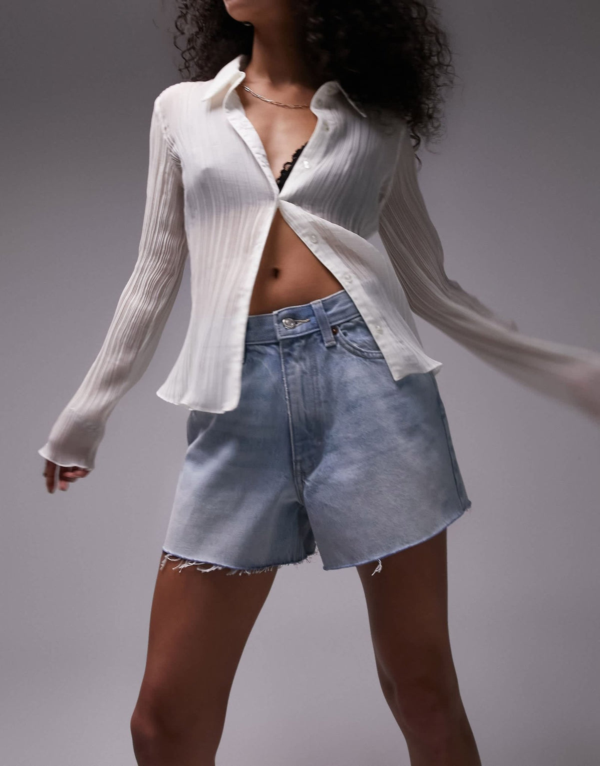Topshop denim A line mom short in bleach - ASOS Sample Sale