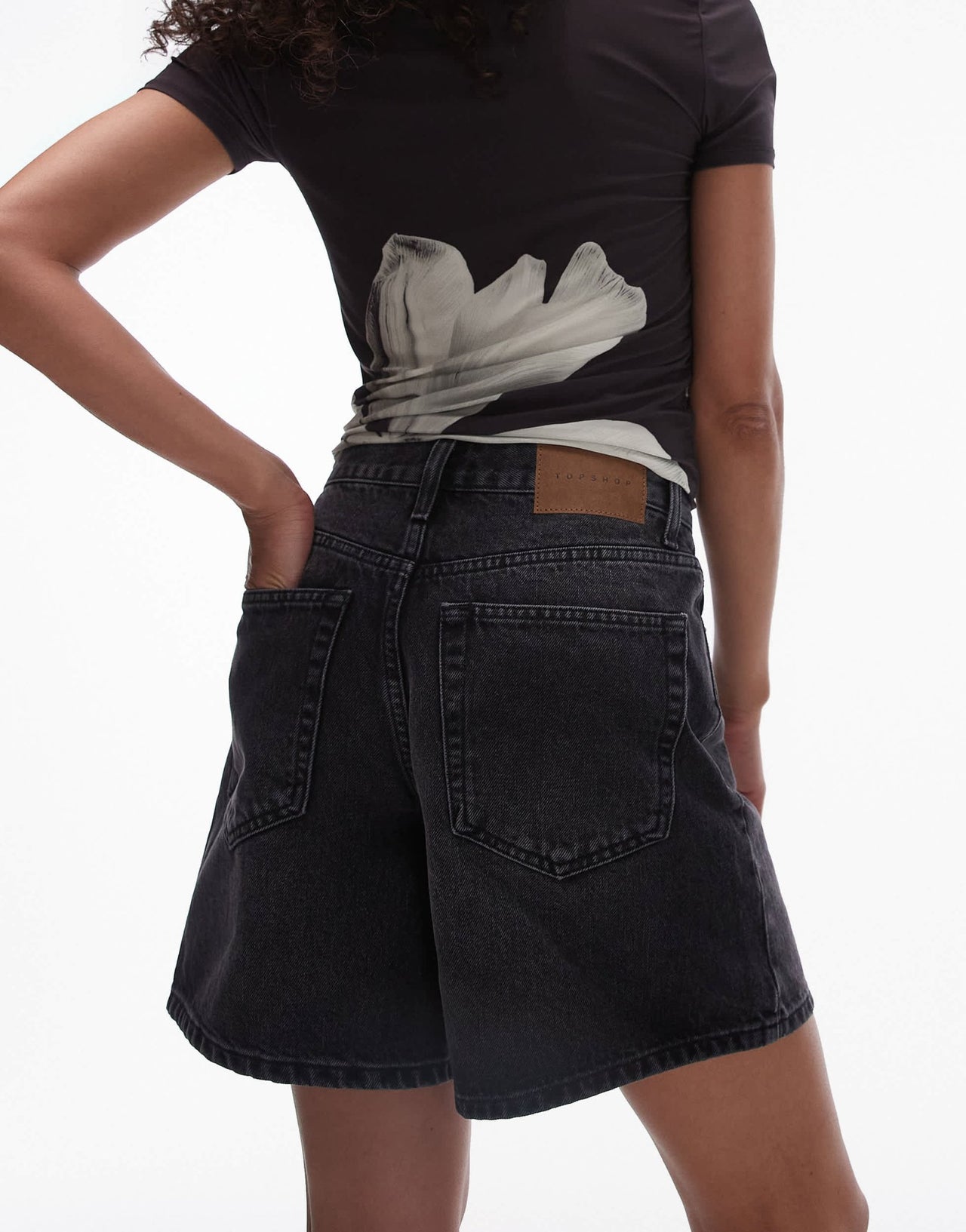 Topshop denim Editor shorts in washed black - ASOS Sample Sale