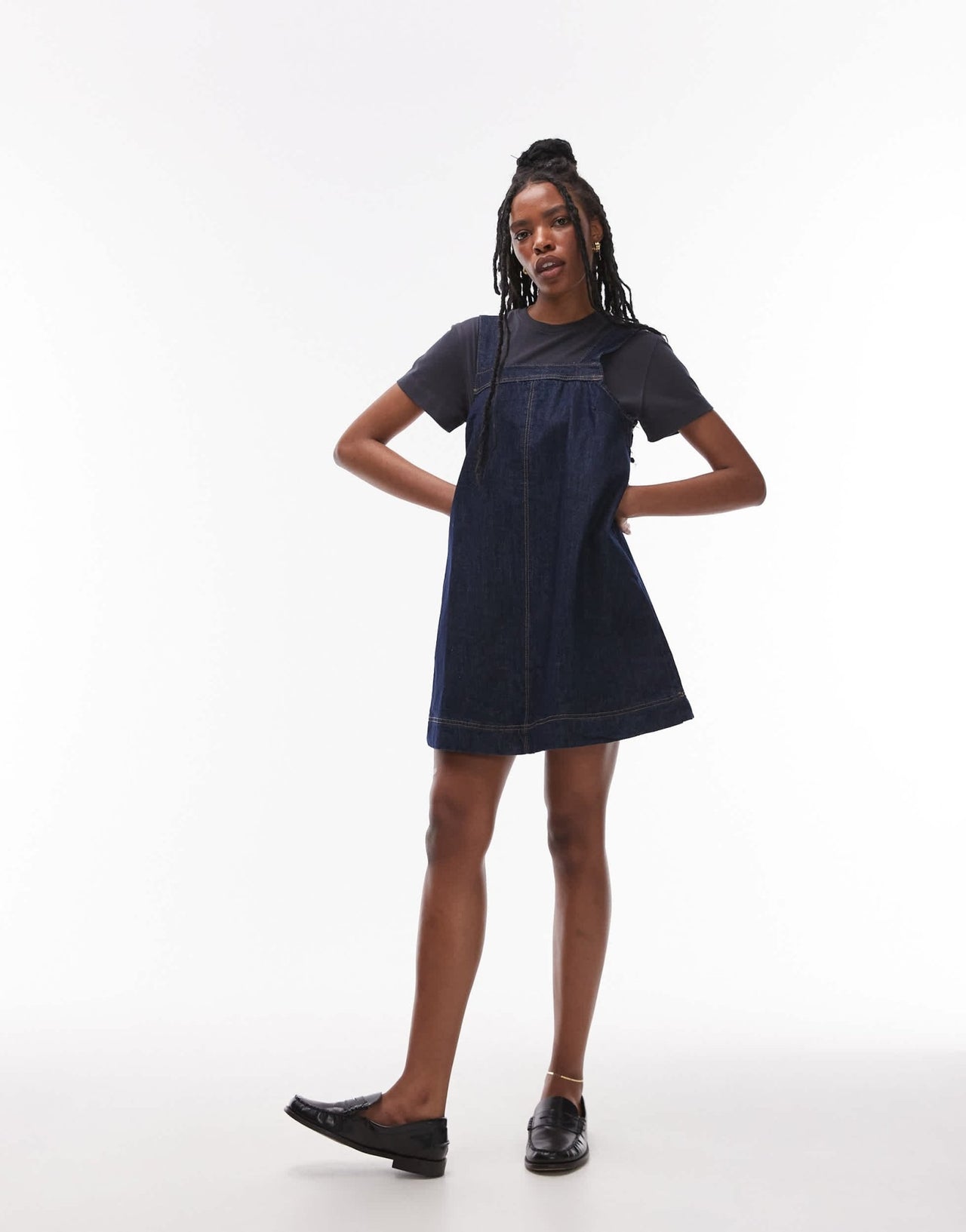 Topshop denim pinny dress with button detail in raw look indigo - ASOS Sample Sale