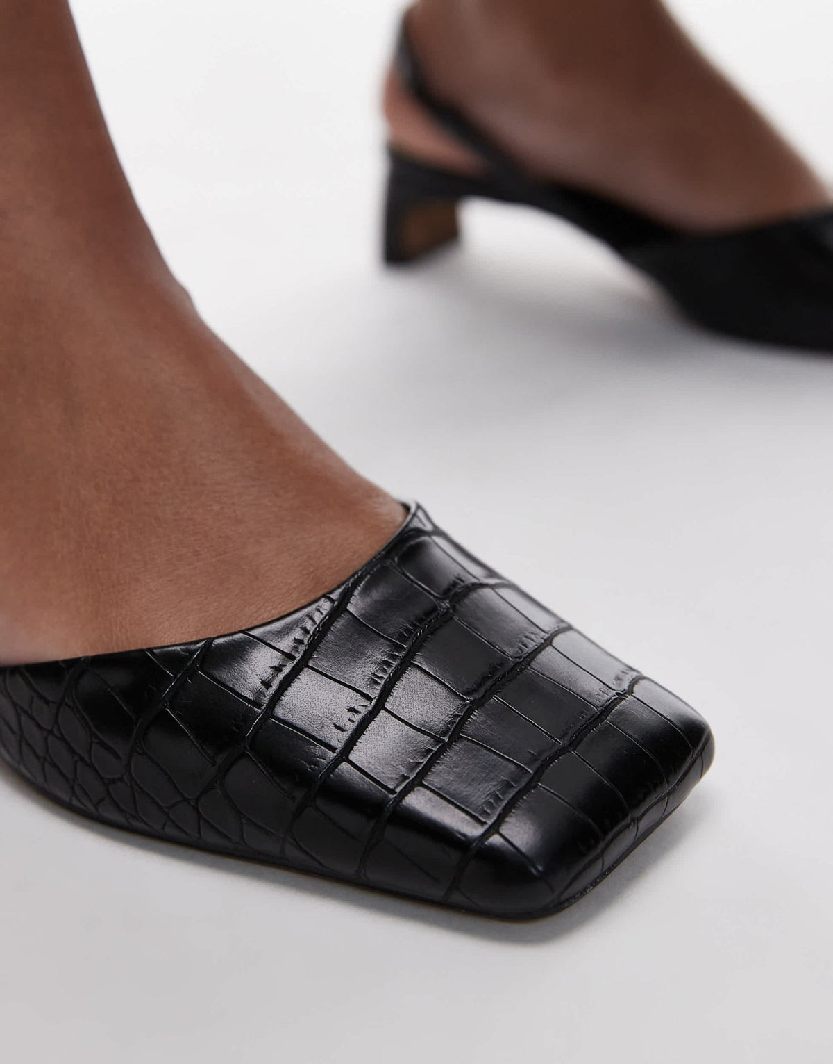 Topshop Diana square toe mid heeled shoes in black - ASOS Sample Sale