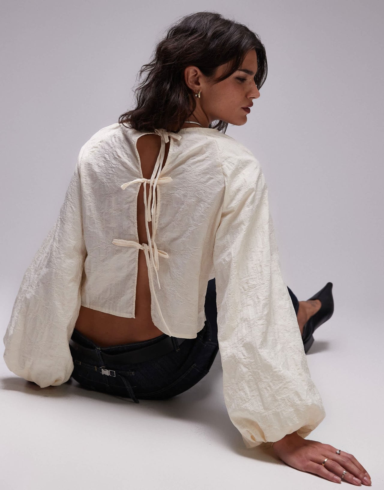 Topshop jacquard balloon sleeve top in ivory - ASOS Sample Sale