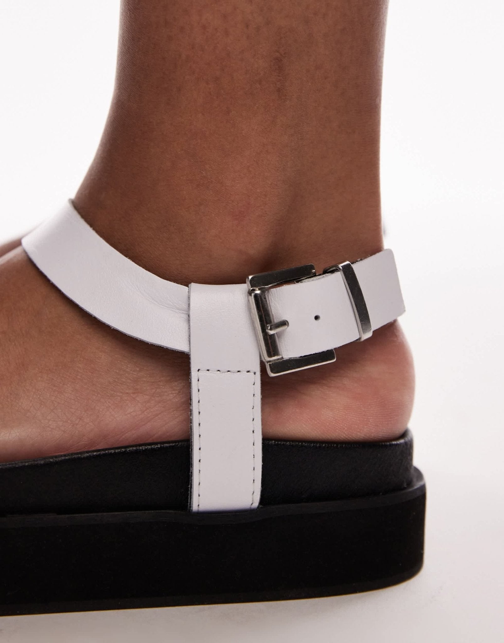 Topshop Jaya premium leather toe loop strappy sandals in off white - ASOS Sample Sale