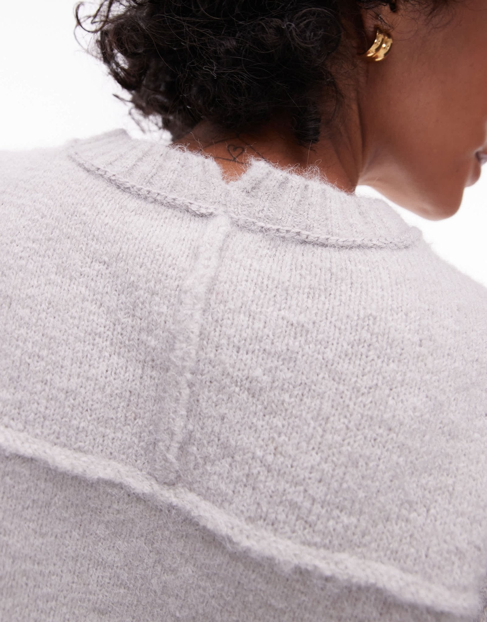 Topshop knitted crew with raglan and exposed seam jumper in light grey - ASOS Sample Sale