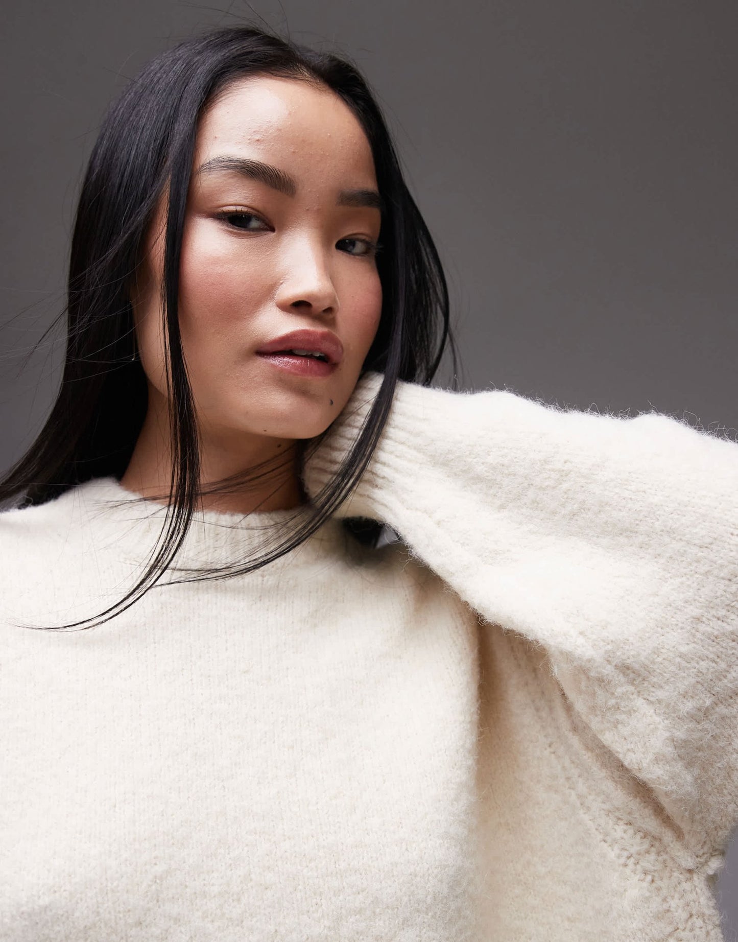 Topshop knitted oversized crew mini dress with exposed seam detail in ivory - ASOS Sample Sale