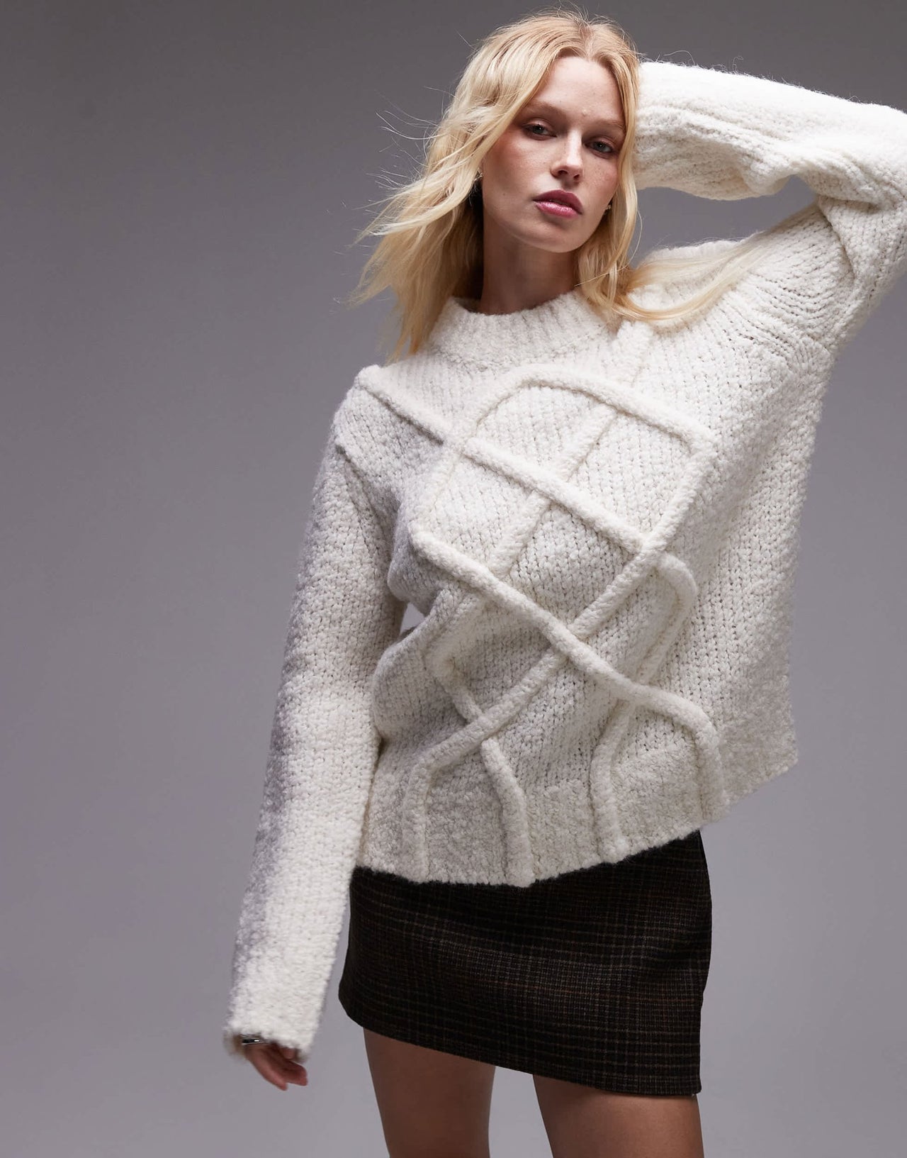 Topshop knitted premium pretzel cable oversized jumper in ivory - ASOS Sample Sale