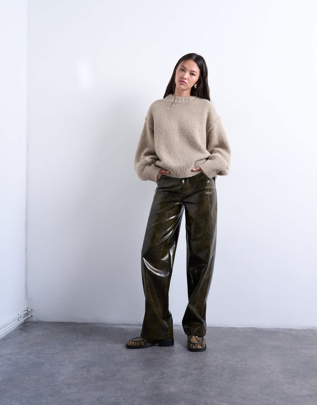 Topshop knitted wool blend fluffy exposed seam easy jumper in oat - ASOS Sample Sale