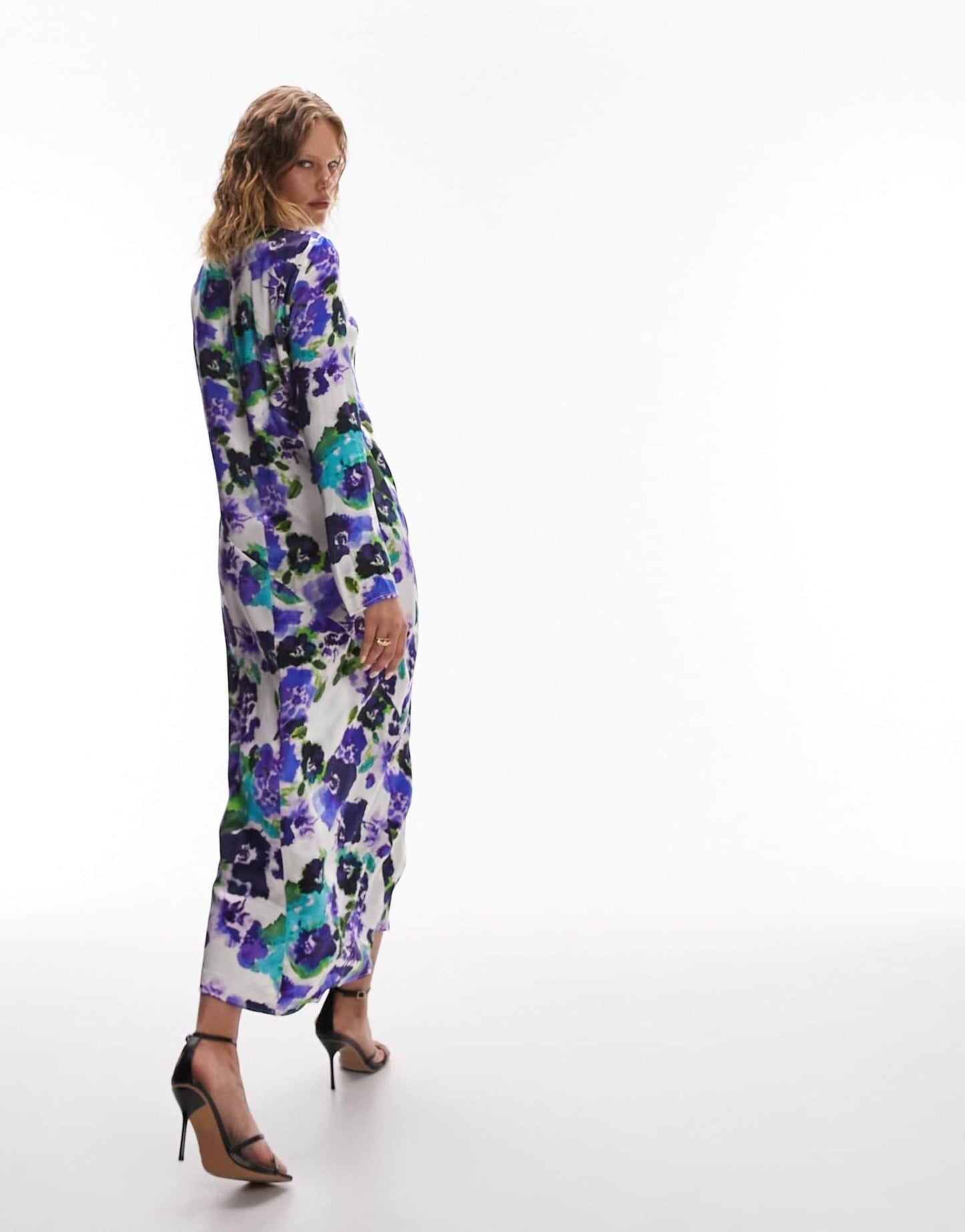 Topshop Lea premium long sleeve maxi dress in floral print - ASOS Sample Sale