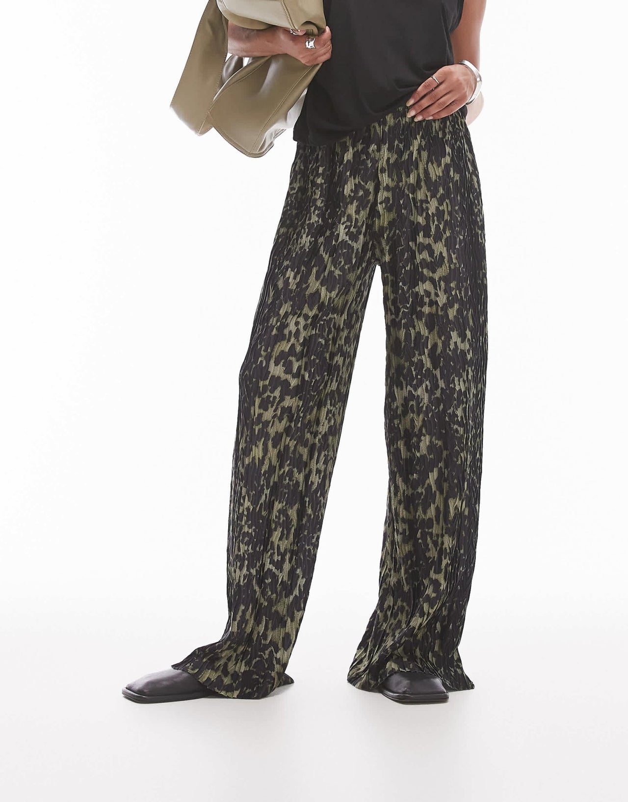Topshop leopard plisse trouser in khaki - ASOS Sample Sale