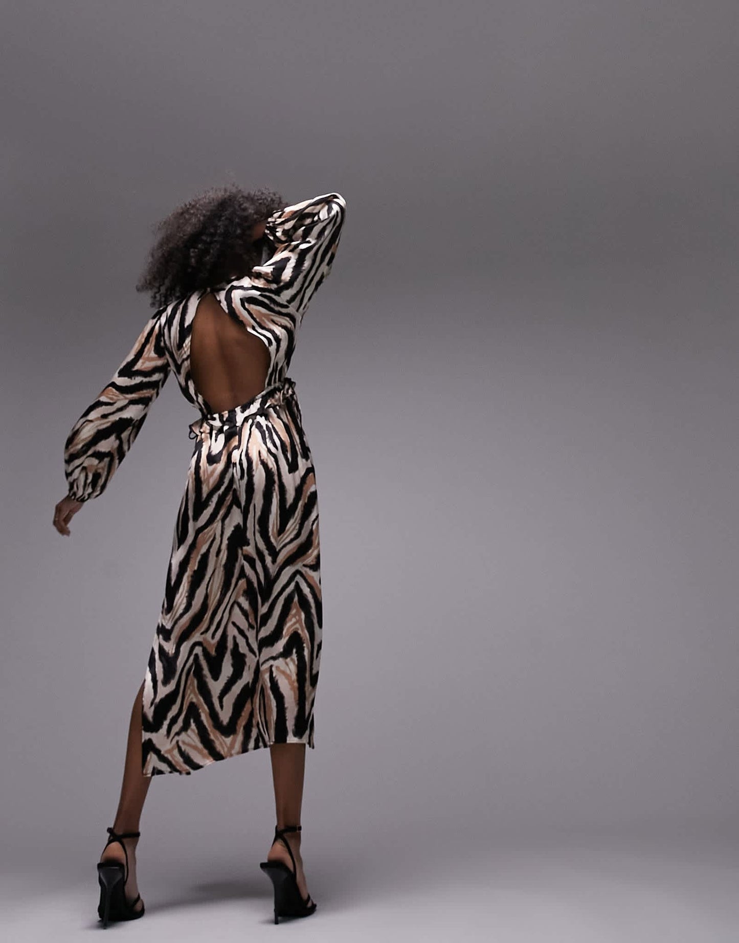 Topshop long sleeve riviera midi dress in animal print - ASOS Sample Sale