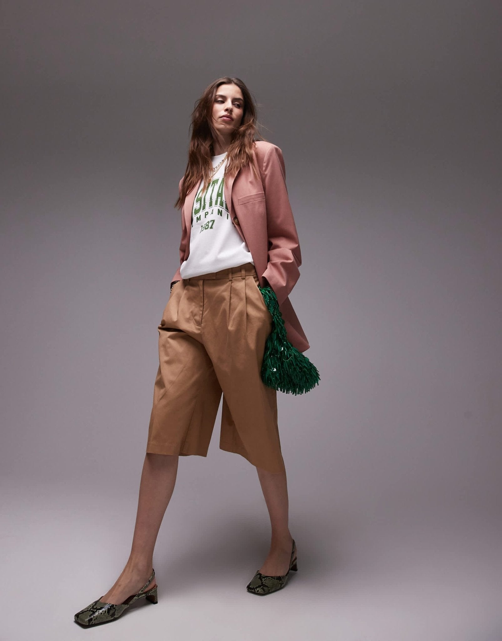 Topshop longline 3/4 length double pleat short in camel - ASOS Sample Sale