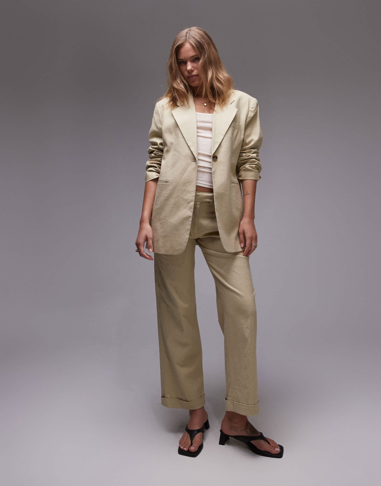 Topshop low slung wide leg linen trouser in sand - ASOS Sample Sale