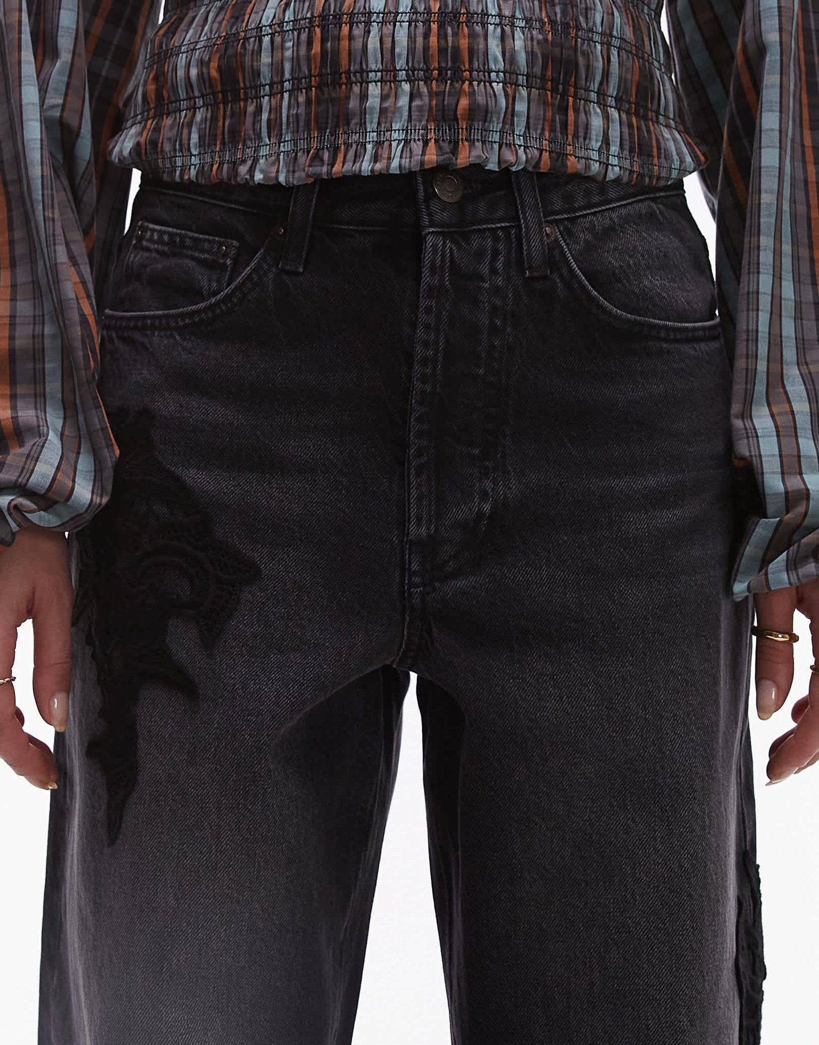 Topshop mid rise loose fit straight jean with lace detail in black - ASOS Sample Sale