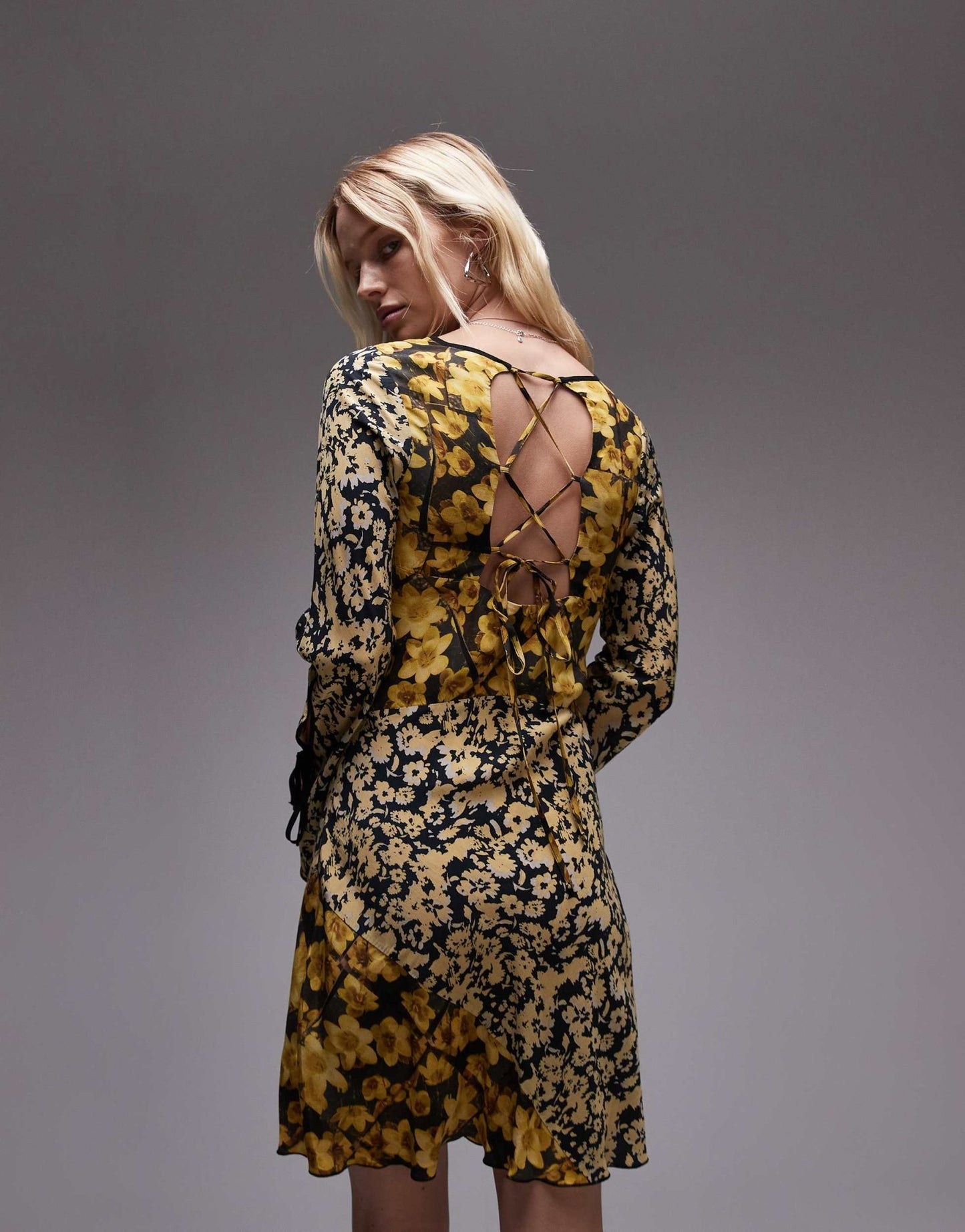 Topshop mixed print mini tea dress in yellow floral - ASOS Sample Sale