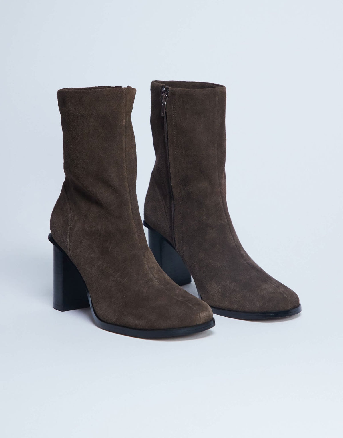 Topshop Nellie real suede heeled ankle boot in chocolate - ASOS Sample Sale