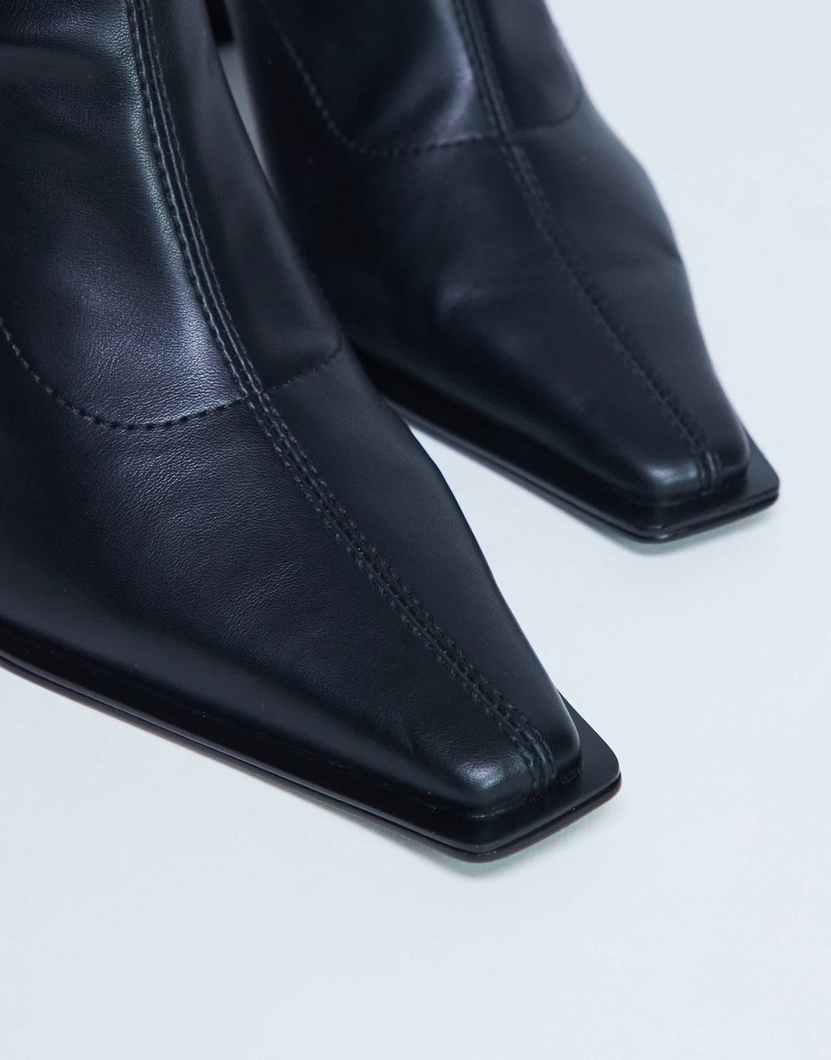 Topshop Nicky chisel toe ankle boot in black - ASOS Sample Sale