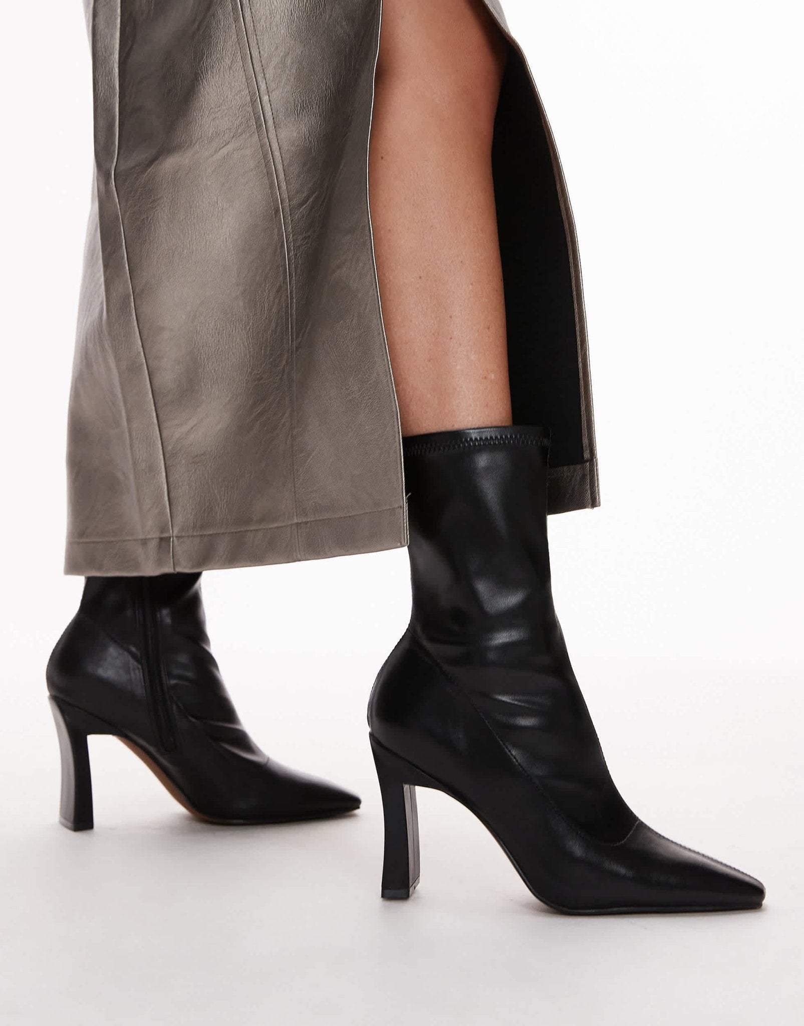 Topshop Orry high heeled boots with pointed toe in black - ASOS Sample Sale