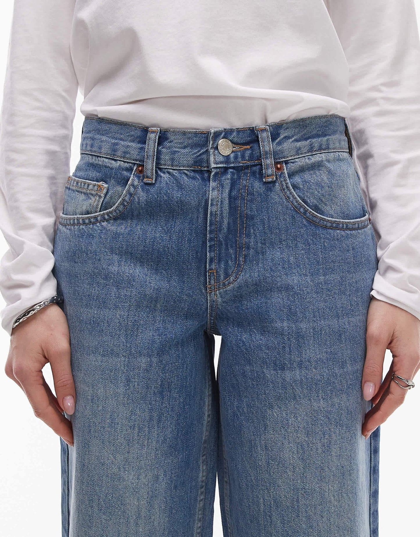 Topshop Petite Cinch low rise relaxed jean in vintage blue - ASOS Sample Sale