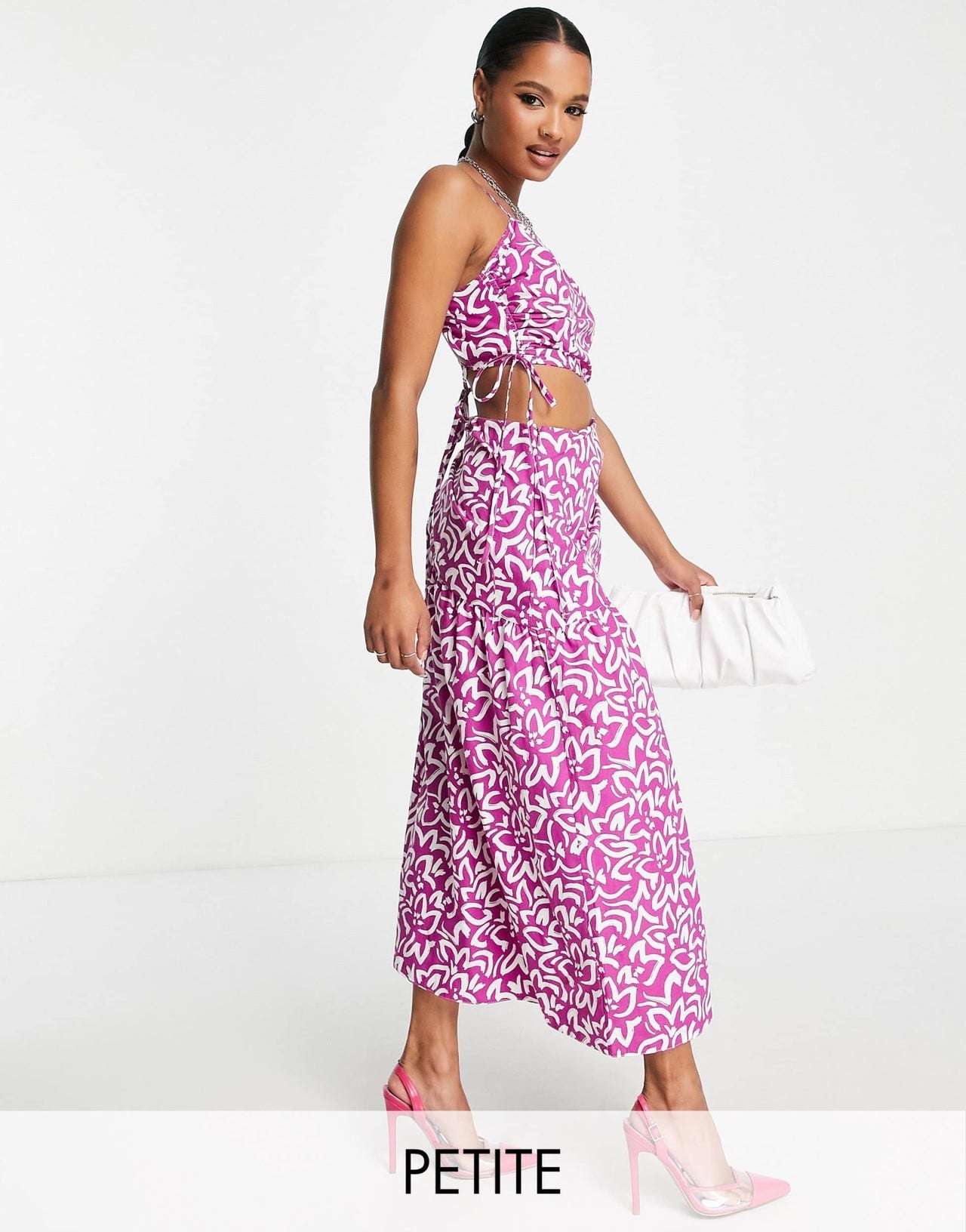 Topshop Petite ruch waist out about poplin midi dress in bold lilac floral - ASOS Sample Sale
