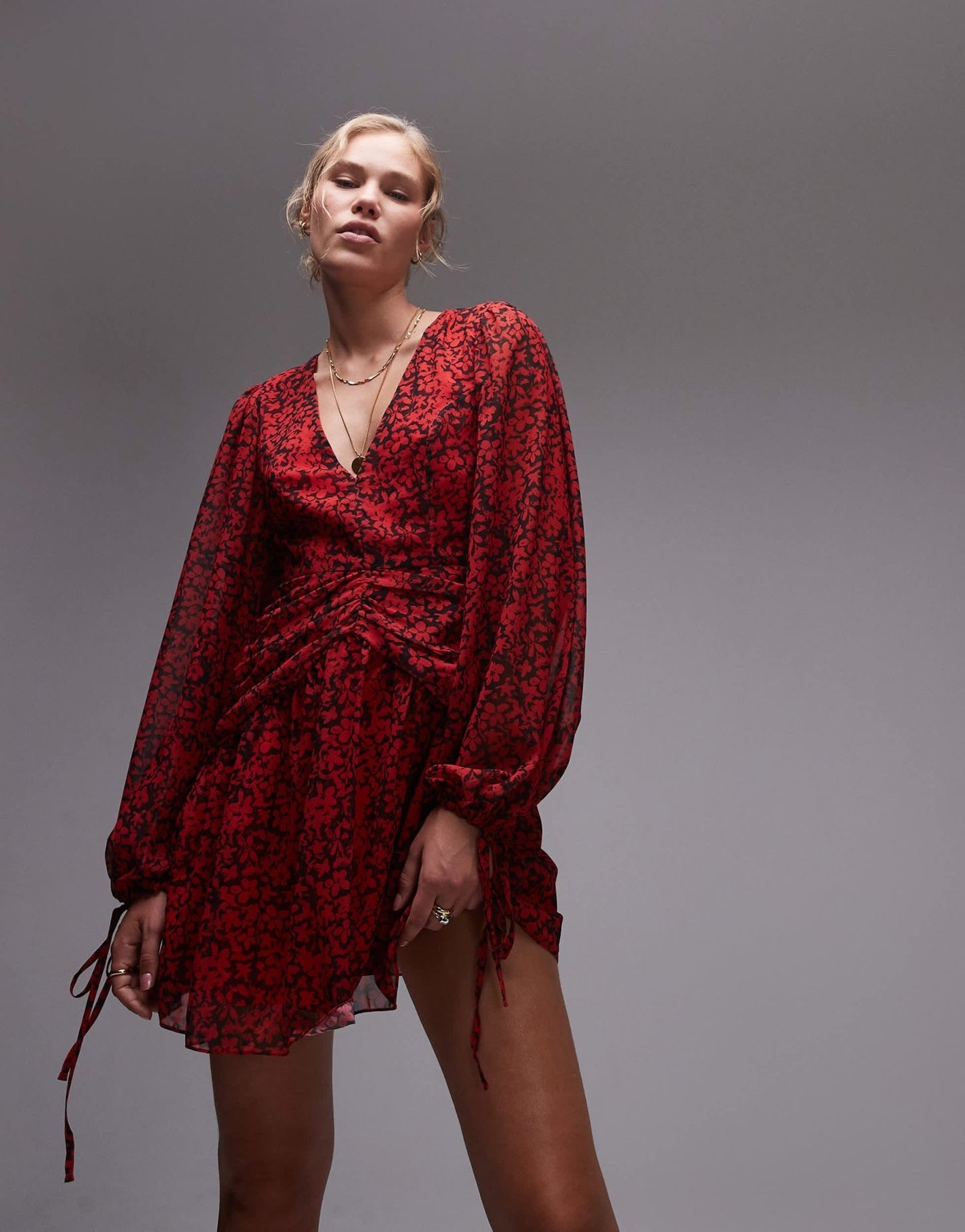Topshop ruch waist v neck mini tea dress in red floral - ASOS Sample Sale