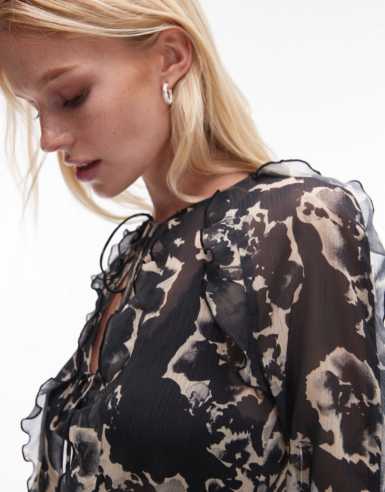 Topshop ruffle sleeve sheer tie front top in mono floral print - ASOS Sample Sale