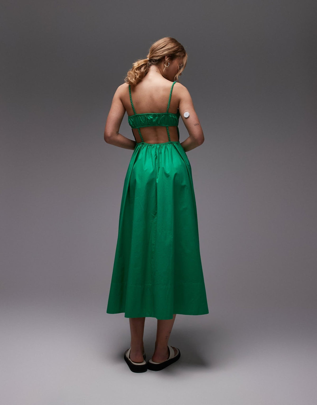 Topshop shirred poplin midi dress in green - ASOS Sample Sale