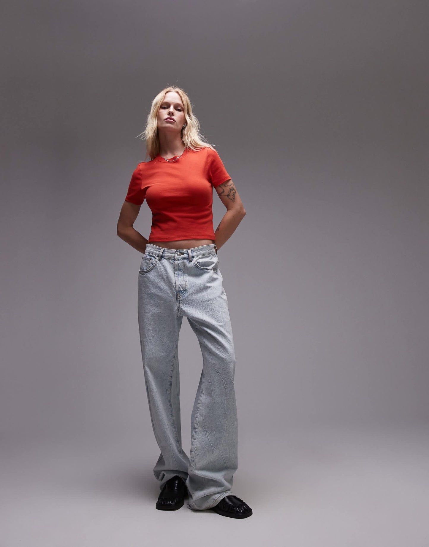 Topshop shrunken everyday tee in rust red - ASOS Sample Sale