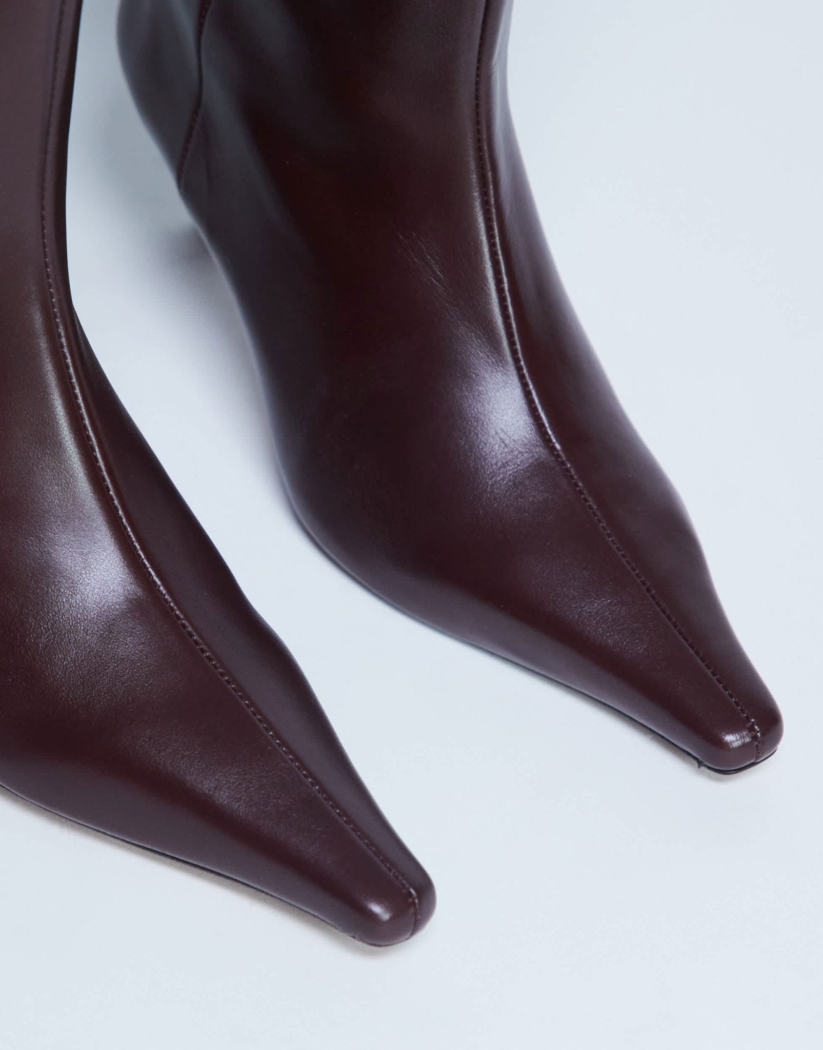 Topshop Taz premium real leather knee high heeled boots in burgundy - ASOS Sample Sale