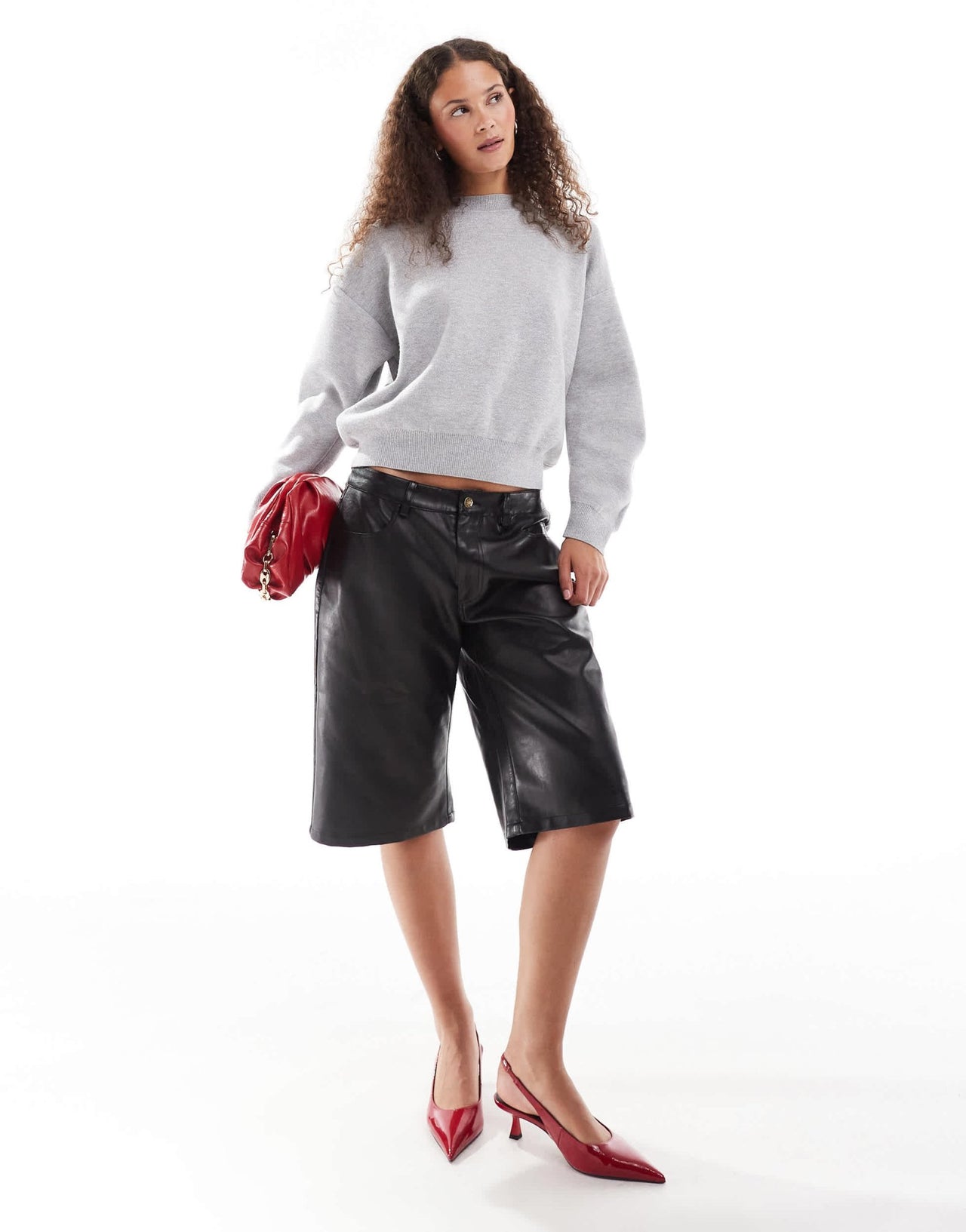 Urban Revivo round neck balloon sleeve knitted jumper in light grey marl - ASOS Sample Sale