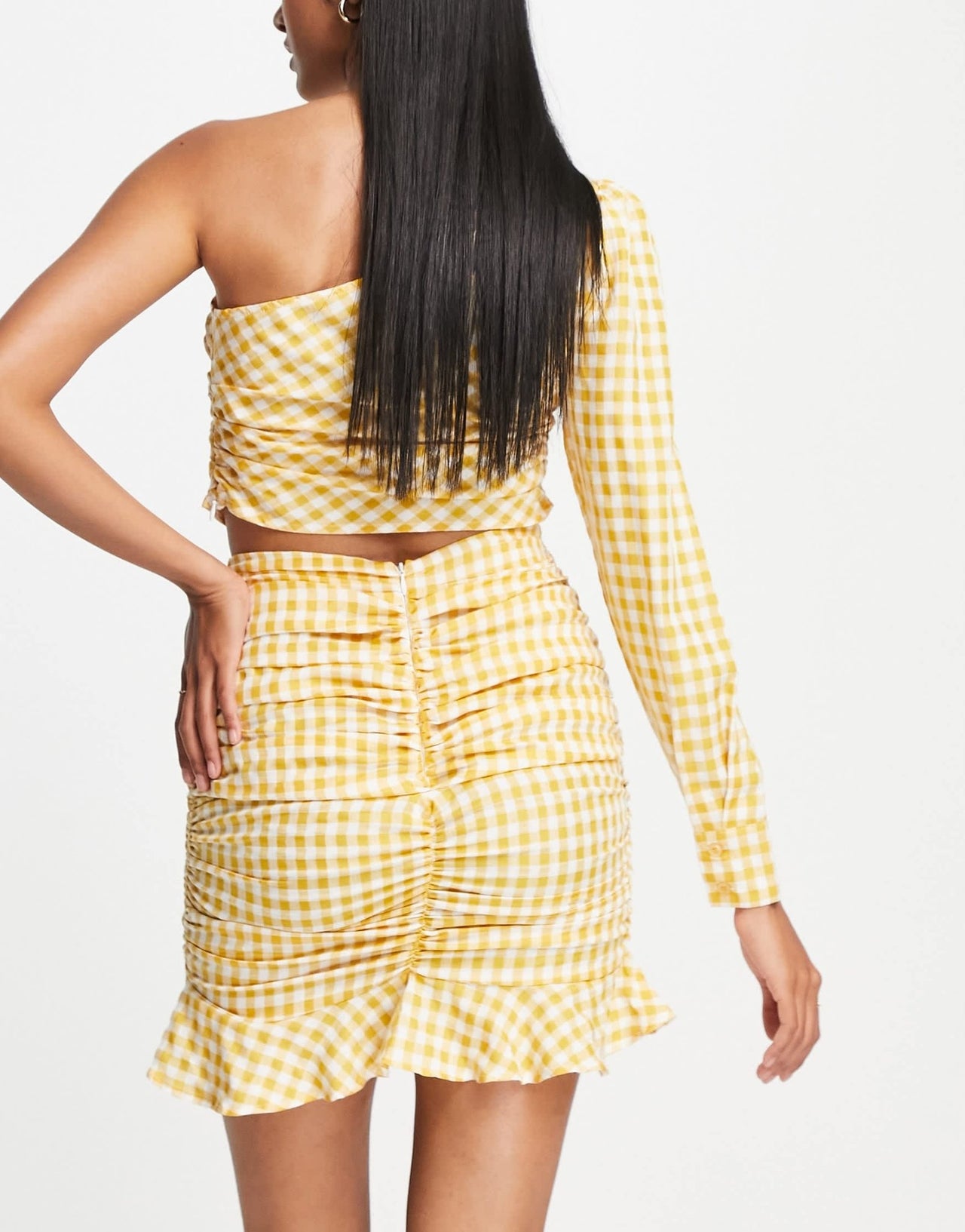 Urban Threads ruched mini skirt co - ord in yellow gingham - ASOS Sample Sale
