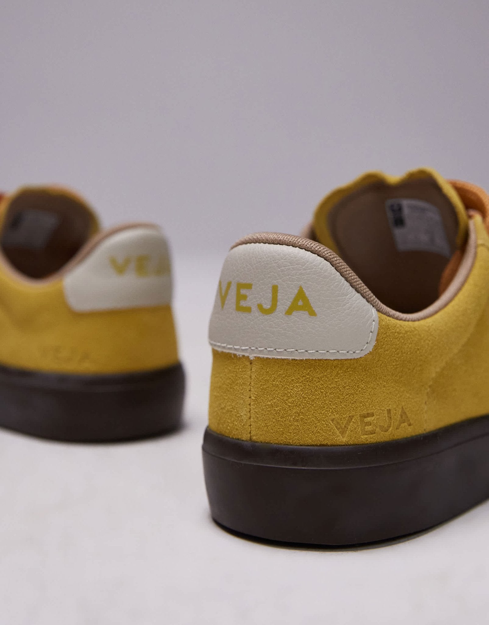 VEJA Campo bold suede trainer in yellow - ASOS Sample Sale