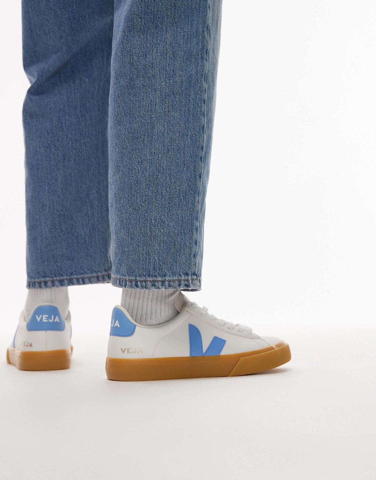 VEJA Campo trainer in extra white aqua - ASOS Sample Sale