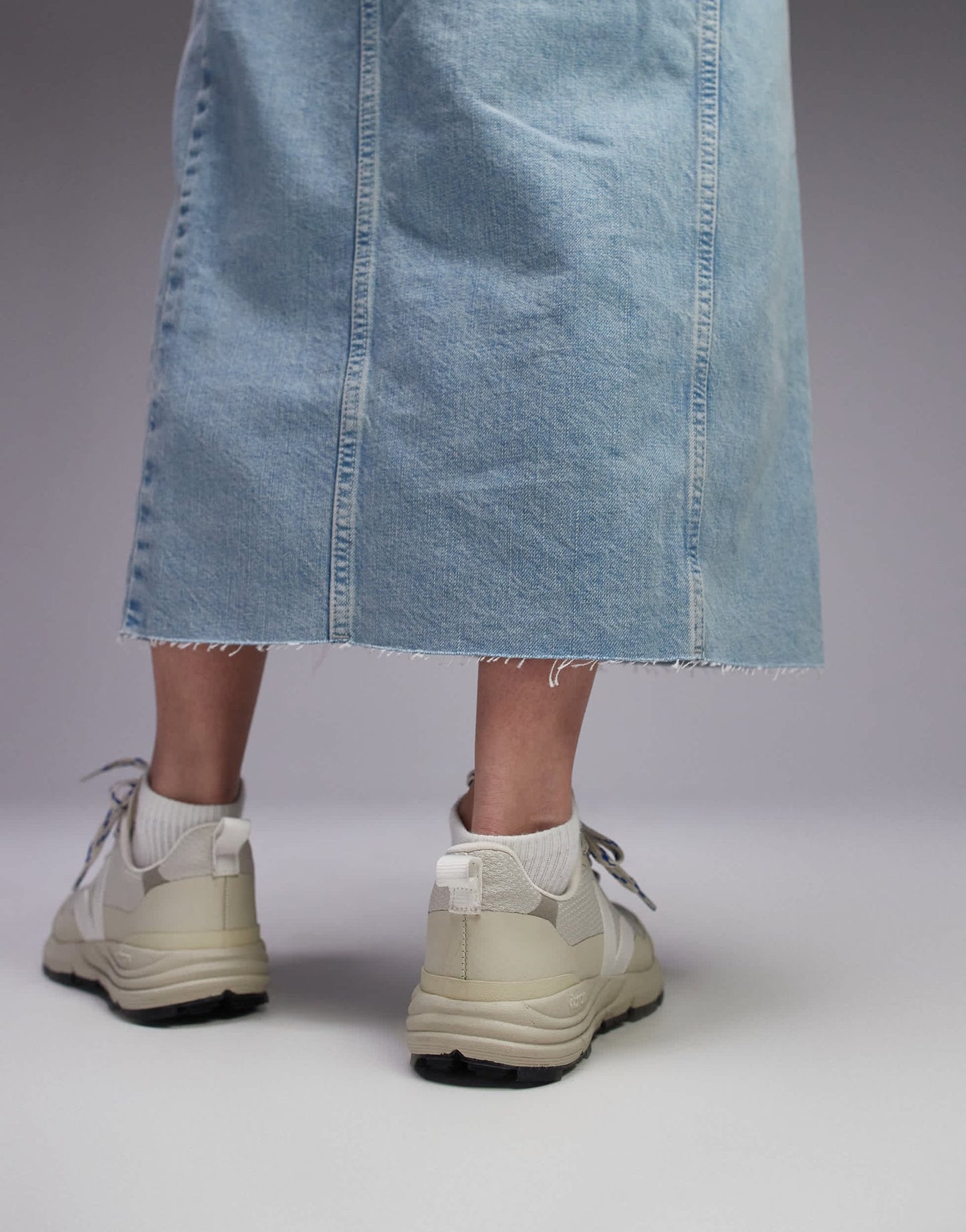 VEJA Dekkan trainer in white - ASOS Sample Sale