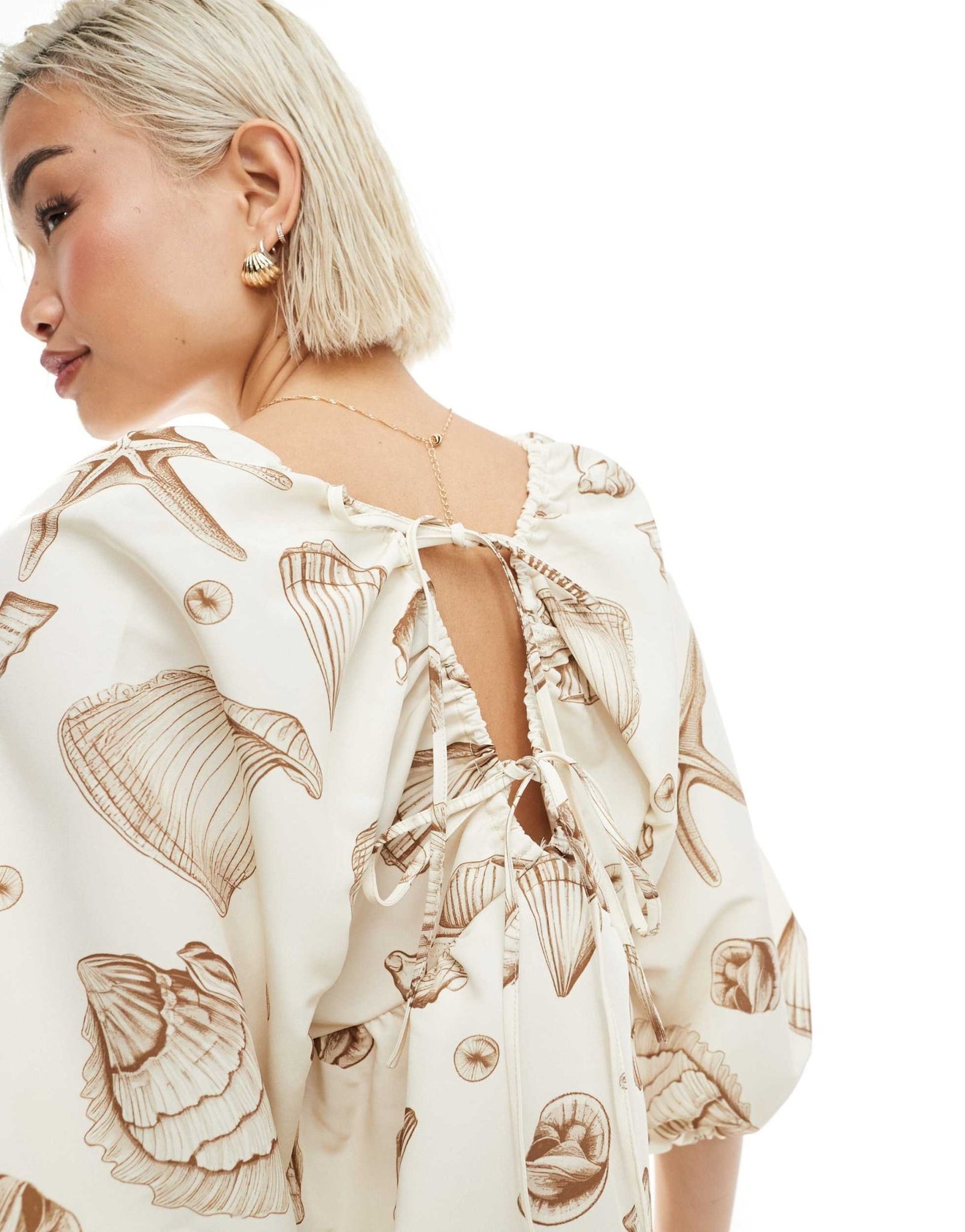 Vero Moda blouson sleeve mini dress in neutral shell print - ASOS Sample Sale