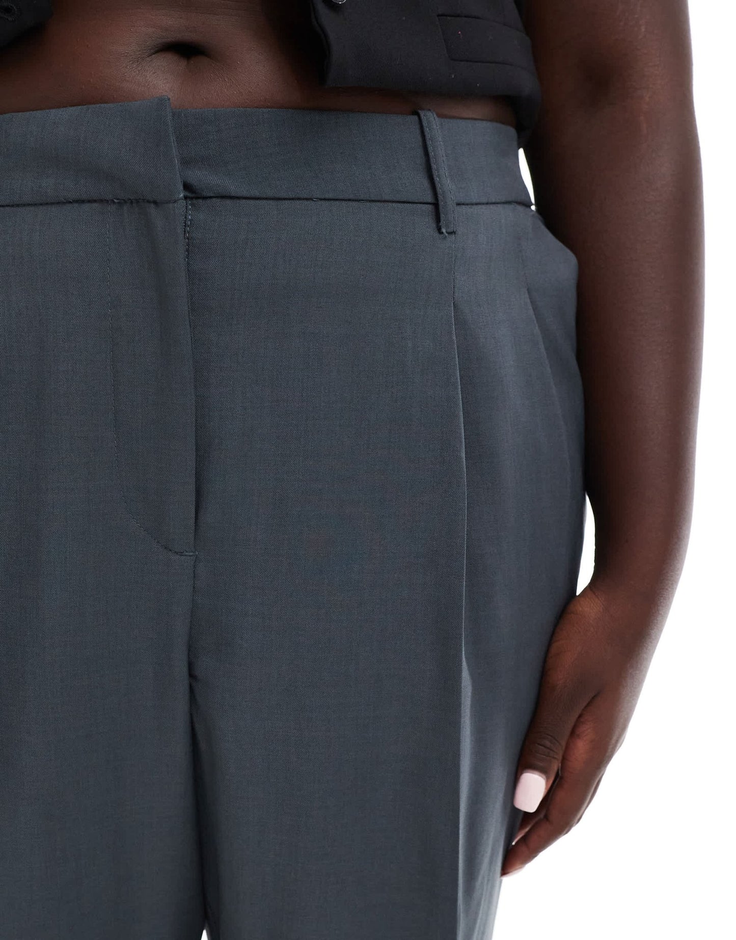 Vero Moda Curve Rita tailored wide leg dad trousers in asphalt grey - ASOS Sample Sale
