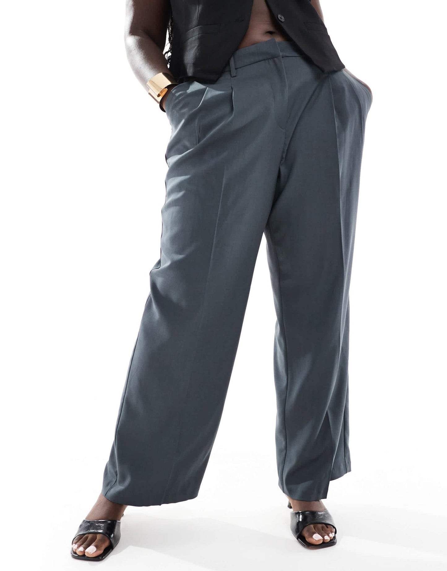 Vero Moda Curve Rita tailored wide leg dad trousers in asphalt grey - ASOS Sample Sale