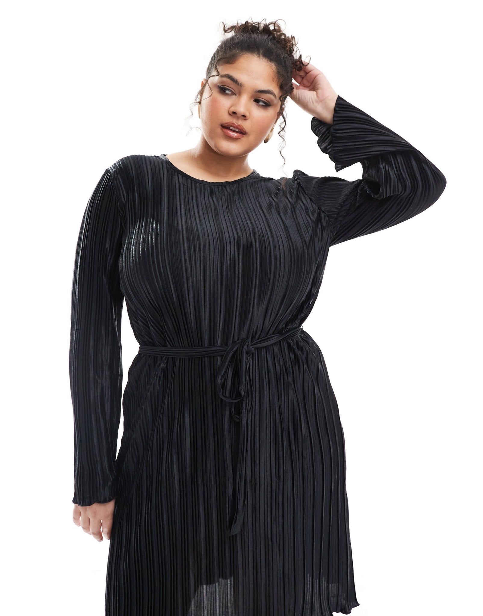Vero Moda Curve tie waist plisse mini dress in black - ASOS Sample Sale