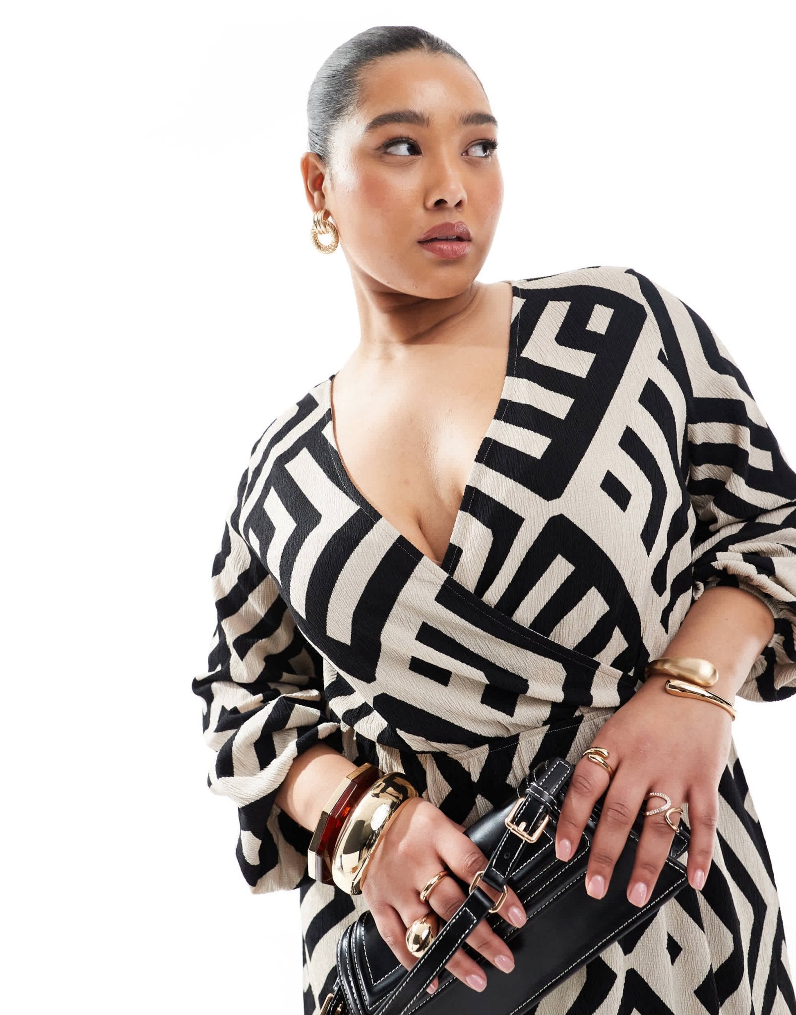 Vero Moda Curve wrap ankle dress in abstract mono print - ASOS Sample Sale