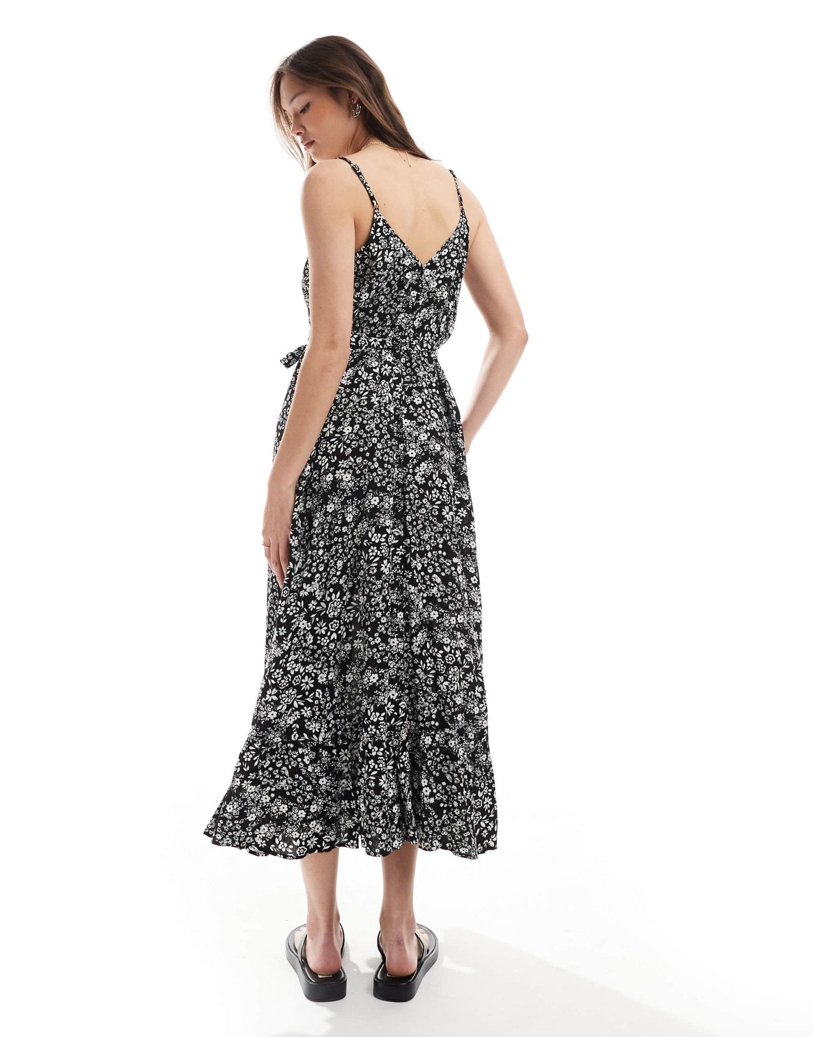 Vero Moda Easy cami ankle dress in black ditsy floral - ASOS Sample Sale