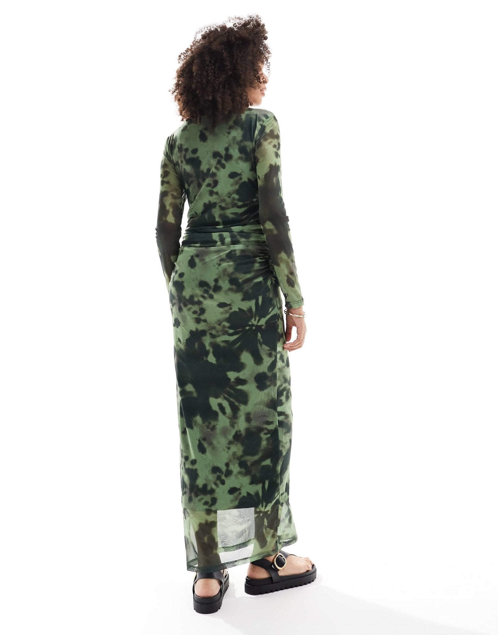 Vero Moda long sleeved mesh maxi dress in green blurred floral - ASOS Sample Sale