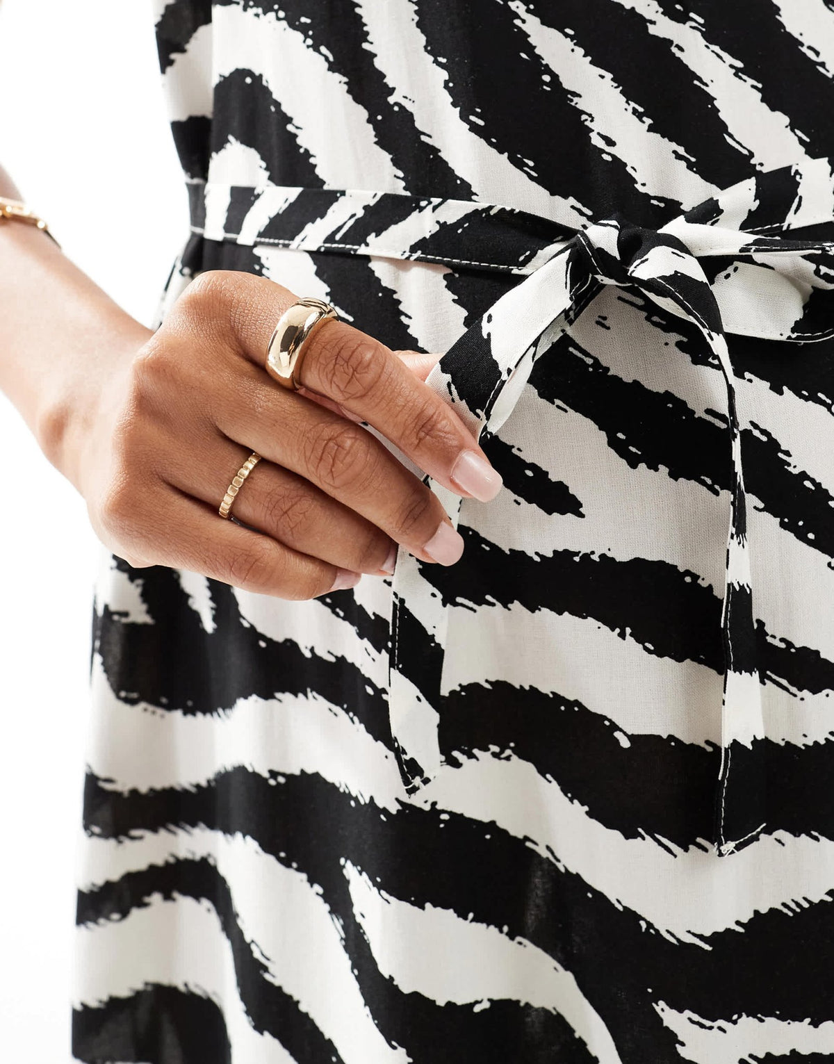 Vero Moda Maternity Easy shirred cami ankle dress in zebra print - ASOS Sample Sale