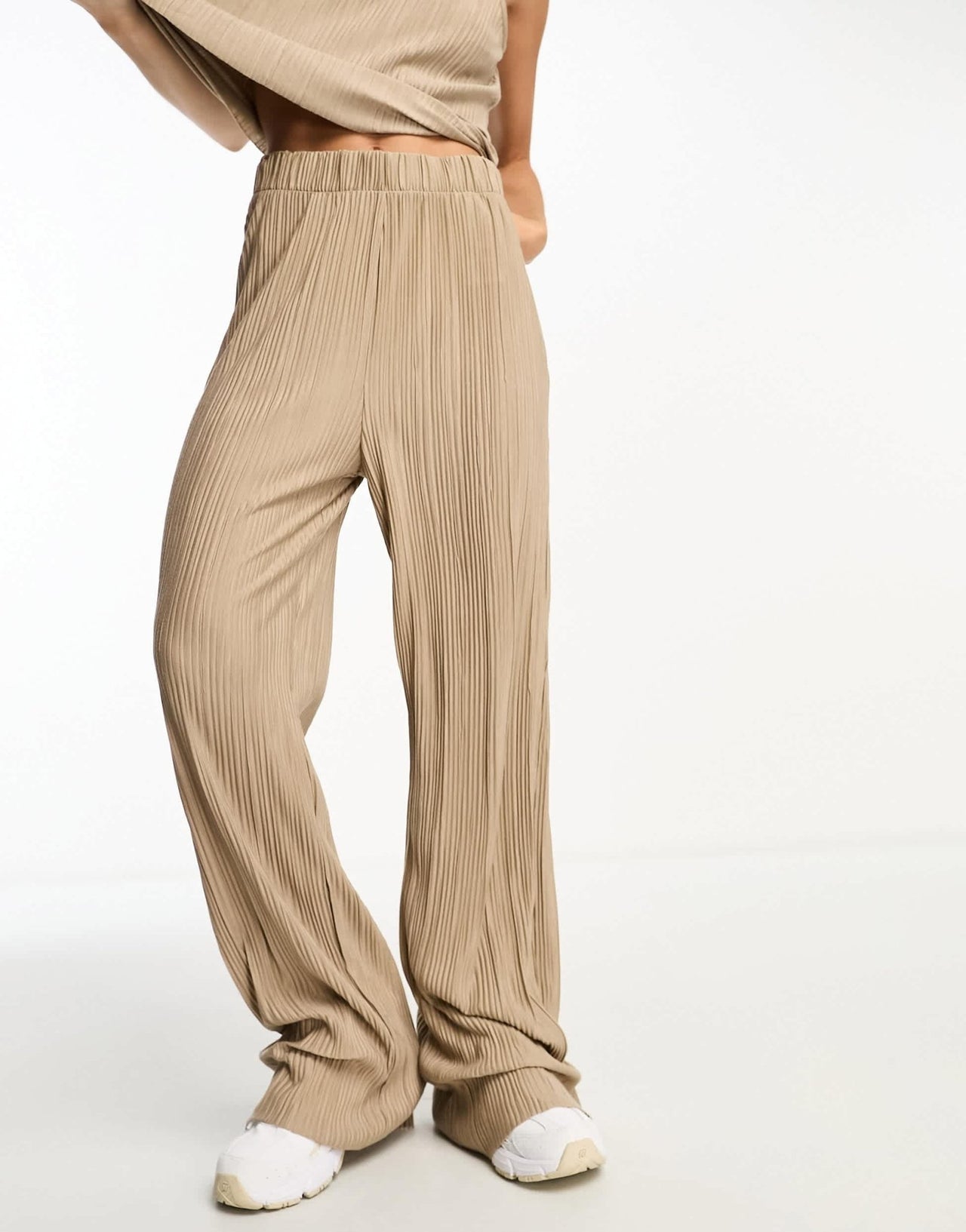 Vero Moda plisse trouser co - ord in stone - ASOS Sample Sale