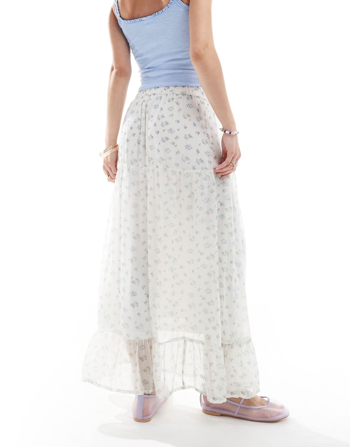 Vero Moda Smilla tiered midi skirt in blue ditsy floral - ASOS Sample Sale
