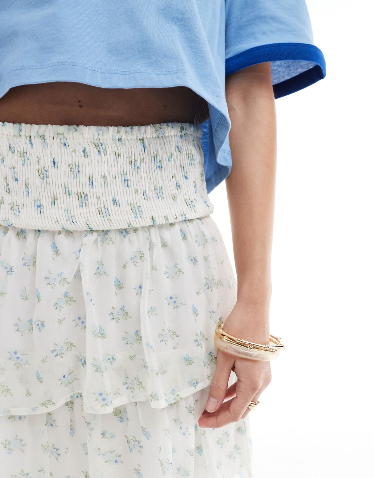 Vero Moda Smilla tiered mini skirt in blue ditsy floral - ASOS Sample Sale
