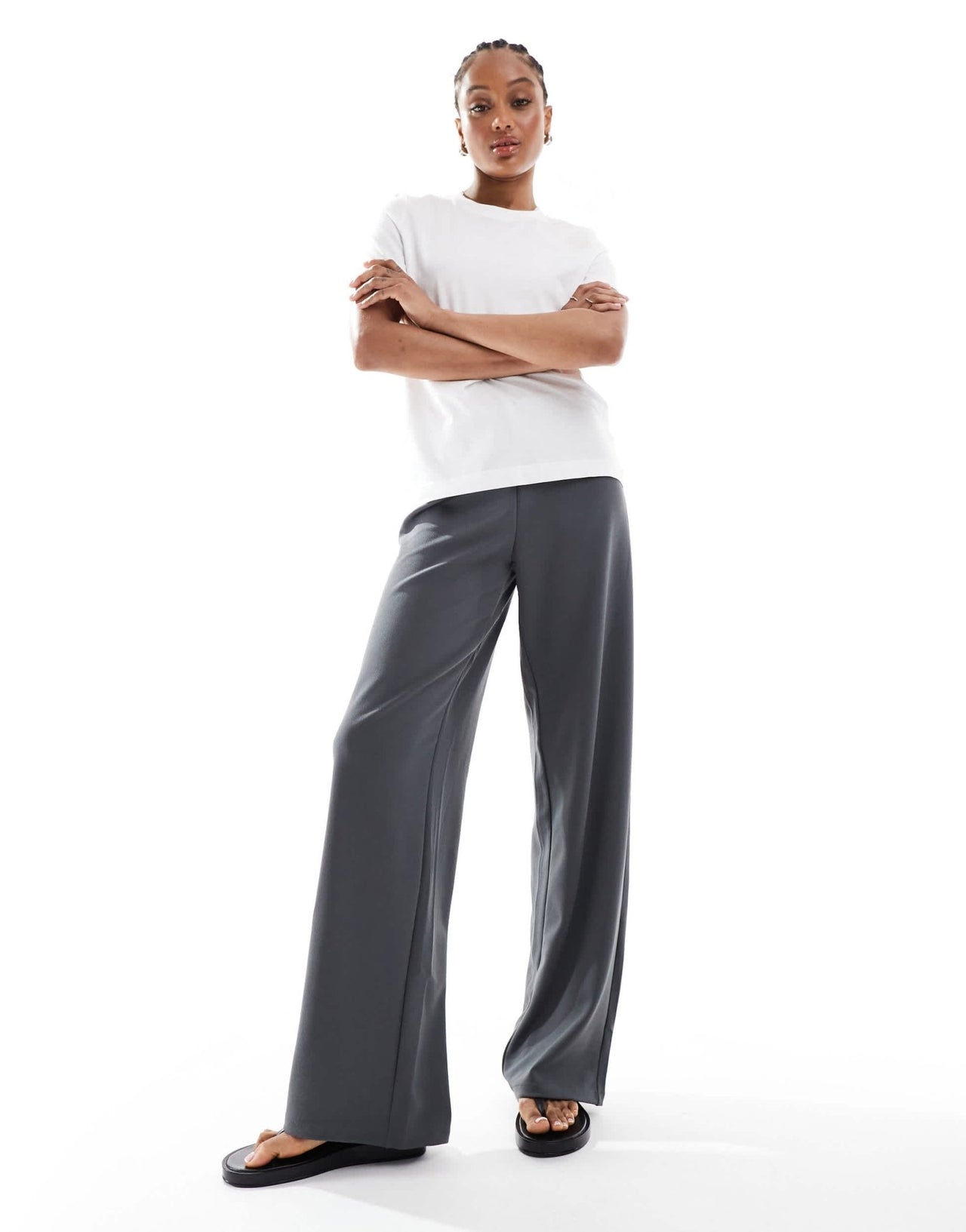 Vero Moda Tall loose pull on trousers in grey pinstripe - ASOS Sample Sale