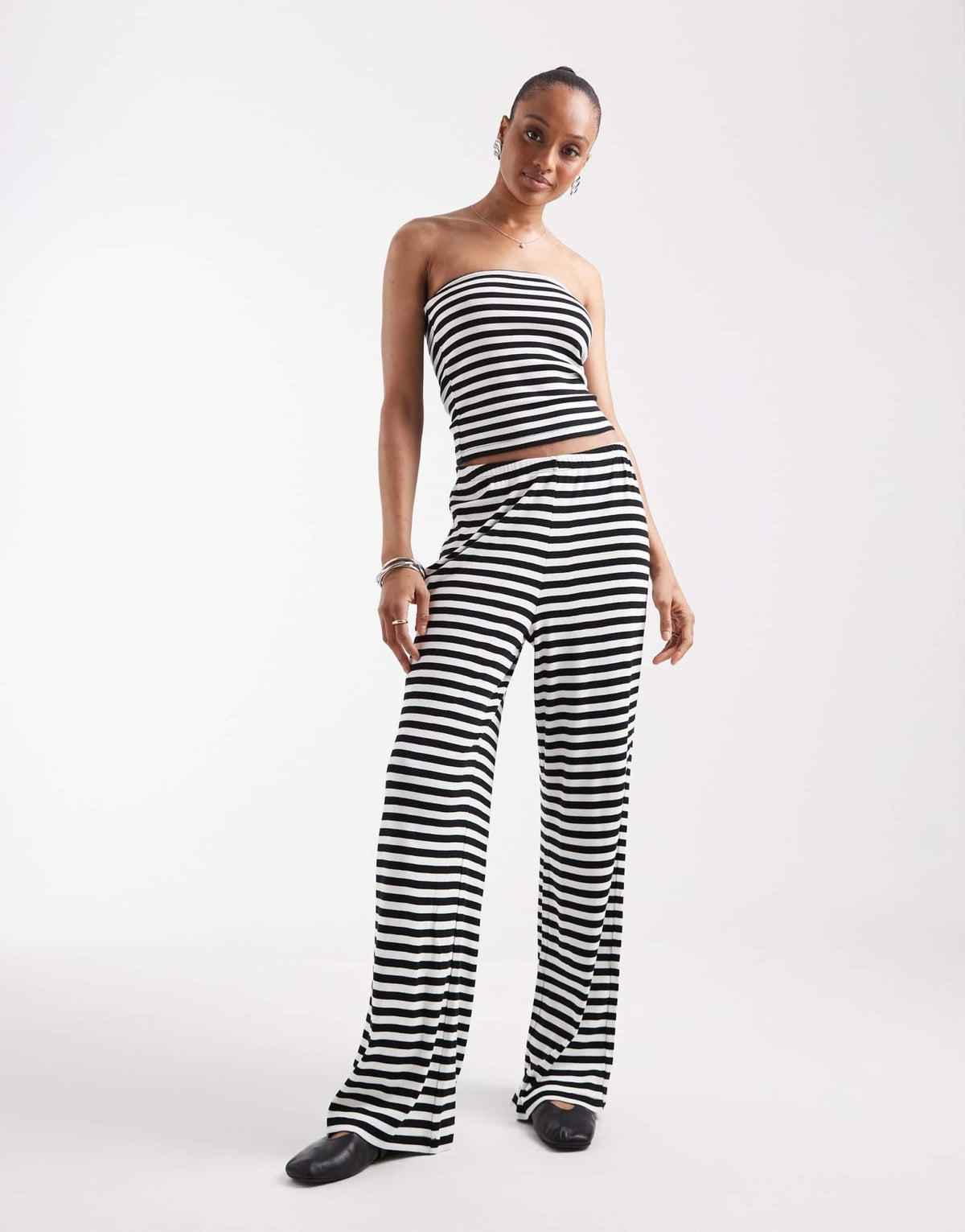 Vero Moda Tall ribbed jersey trouser co-ord in mono stripe - ASOS Sample Sale