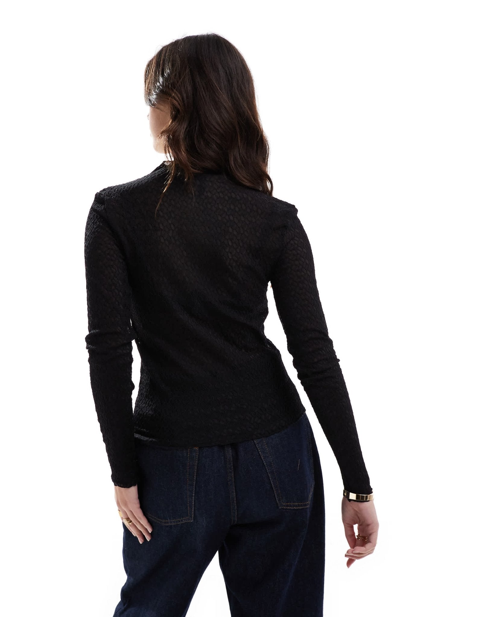 Vero Moda textured lettuce edge layering top in black - ASOS Sample Sale