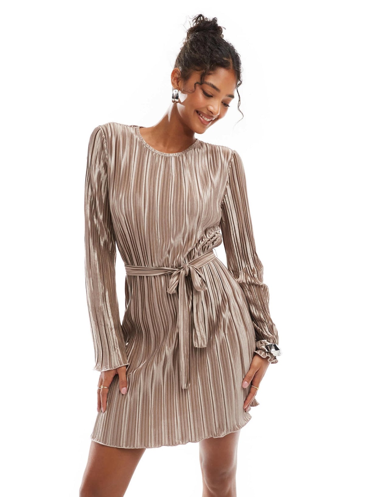 Vero Moda tie waist plisse mini dress in gold - ASOS Sample Sale