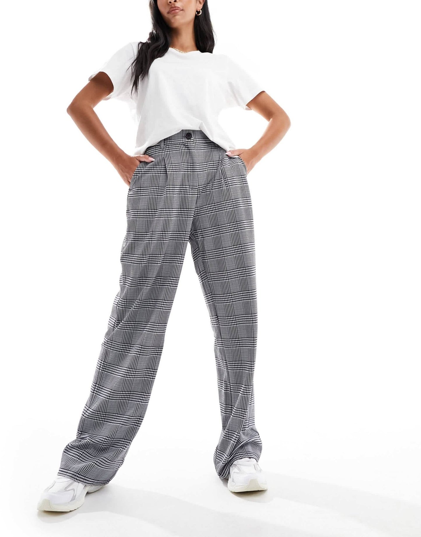 Vero Moda wide leg trouser in mono check - ASOS Sample Sale