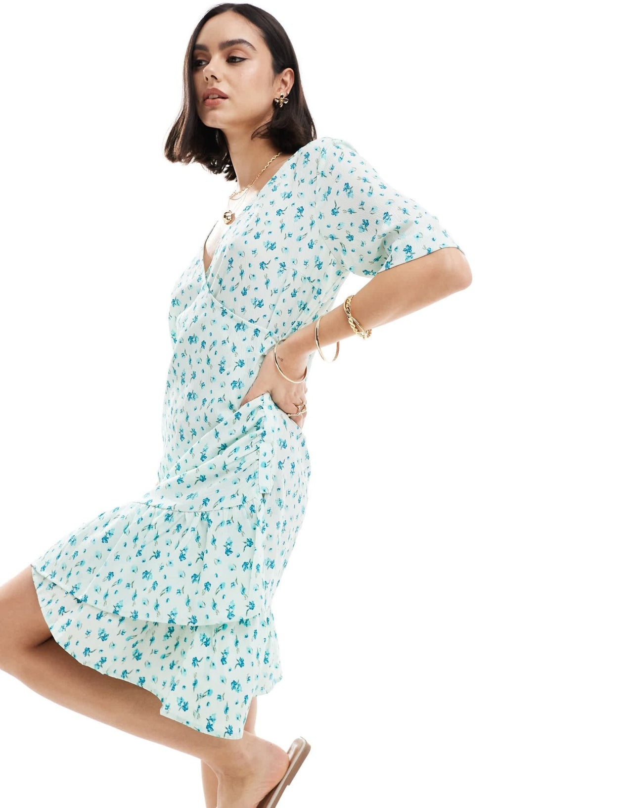 Vero Moda wrap front mini dress in light blue floral - ASOS Sample Sale